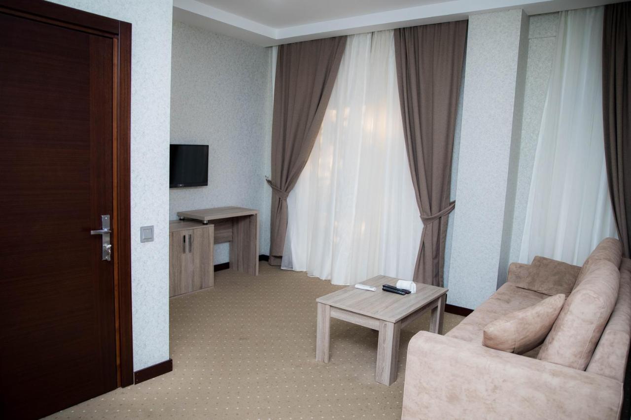 Guest Hotel Baku Exterior photo